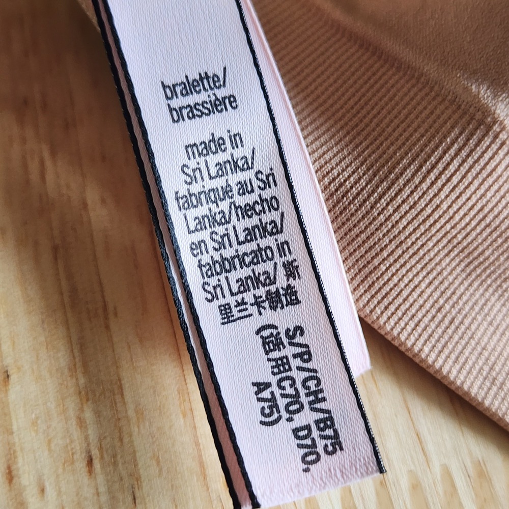 Victoria's Secret Seamless Wireless Bralette Tan Nude Size Small Hook Back - Picture 4 of 7